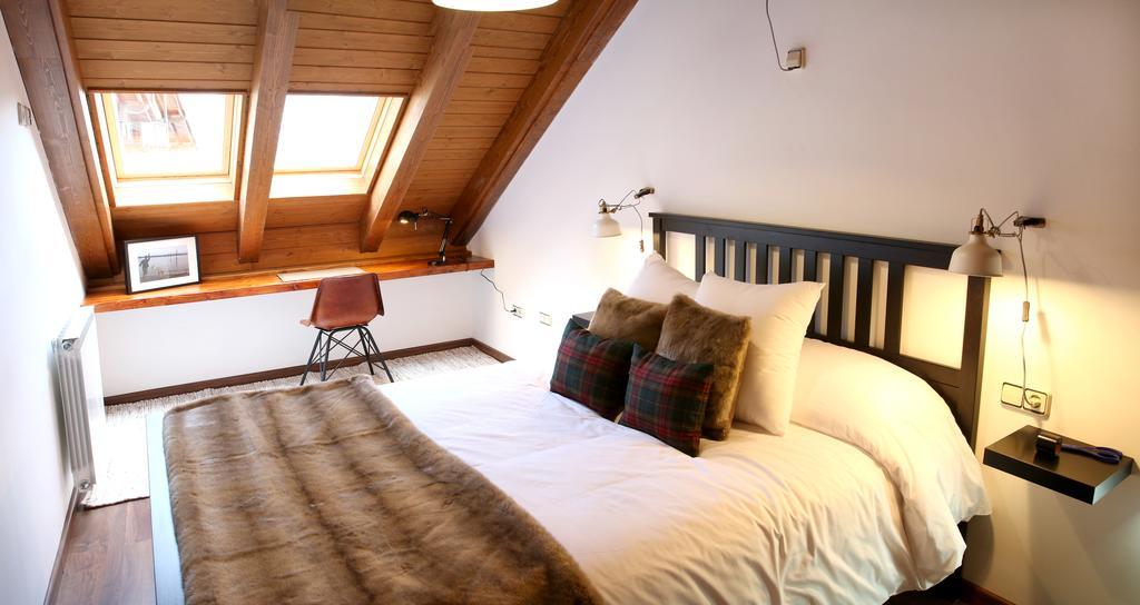 Apartaments Lo Paller Valencia D'Aneu Chambre photo